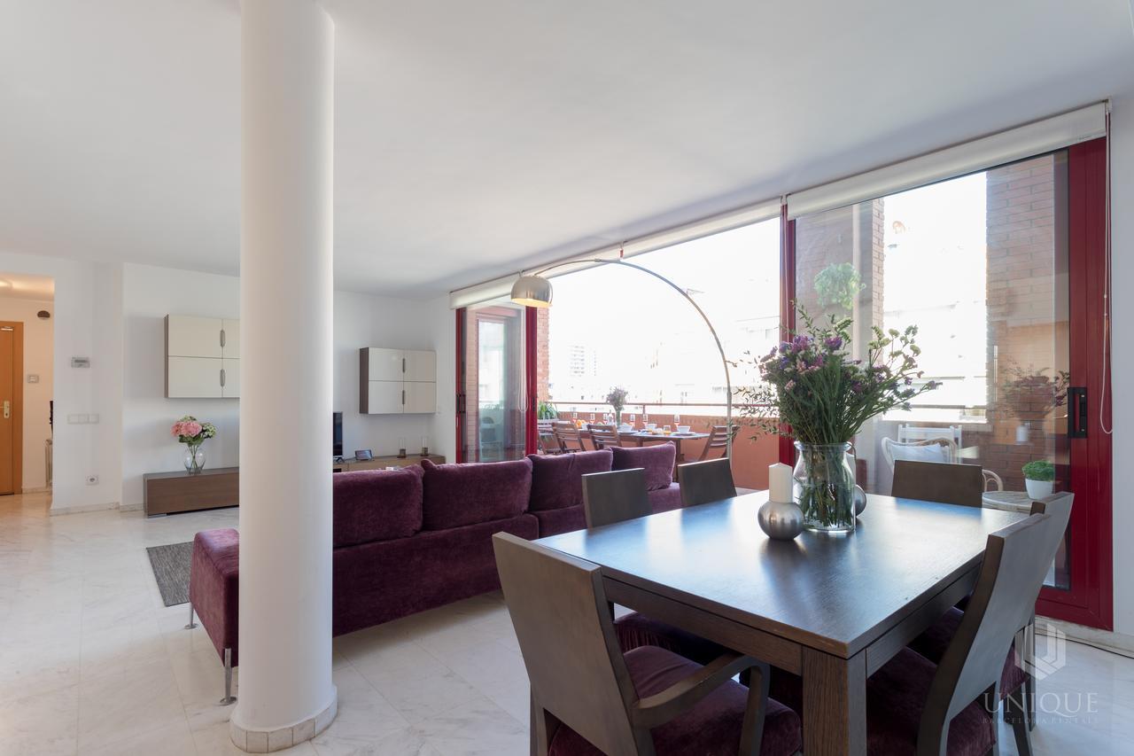 Unique Rentals - Stylish Seafront Duplex Barcellona Esterno foto